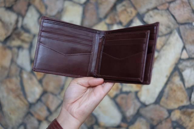 Aira Dompet Lipat Pria Kulit Asli Simple Stylish