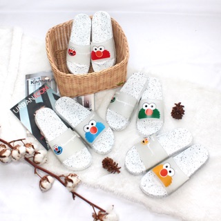 ELMO REAL PIC Sandal Boloni Karet Lucu Karakter Elmo ELMO REAL PIC Sandal Boloni Karet Lucu Karakter Elmo