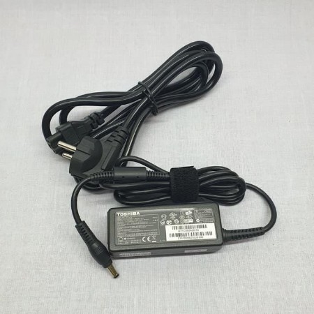 Adaptor Charger Laptop Toshiba  19V 2.37A