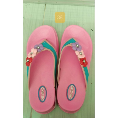sandal cewek shevano