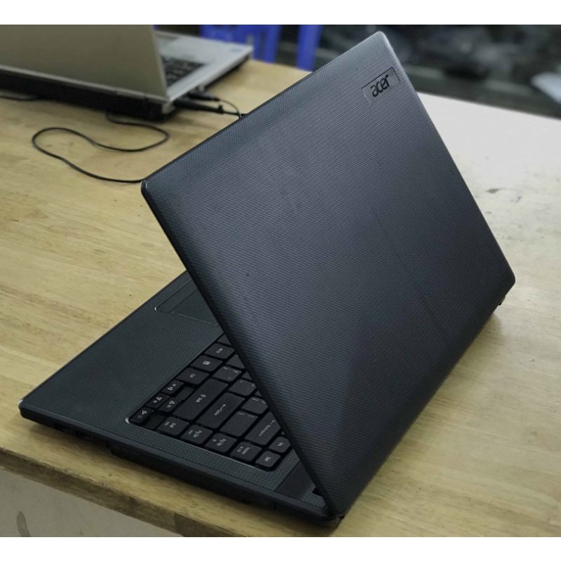 LAPTOP ACER CORE I3 RAM 4 GB / 500 GB