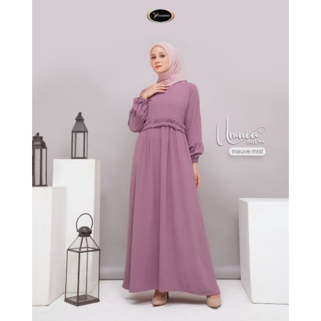 Umnia Dress  by yessana