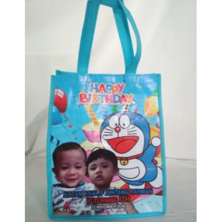 

kembangjoyoofficial Tas Ultah ulangtahun Custom 20 x 14 x 25 (PxLxT) - Bahan Tebal Kualitas Bagus