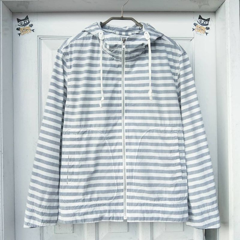 Jaket Uniqlo Marine Parka Second Original