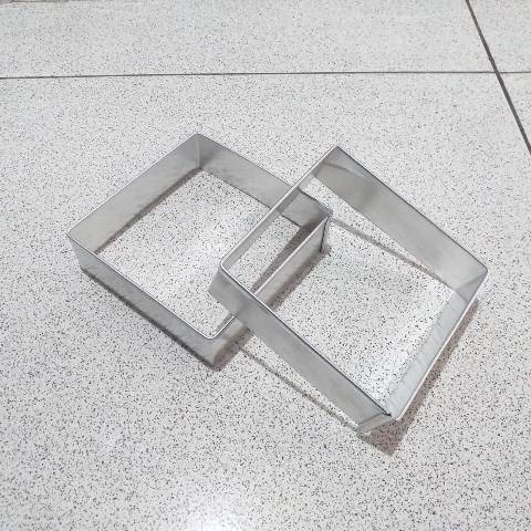 RING KOTAK / RING ROTI / RING CUTTER / RING NASTAR TAIWAN 10 x 10 x 4 CM