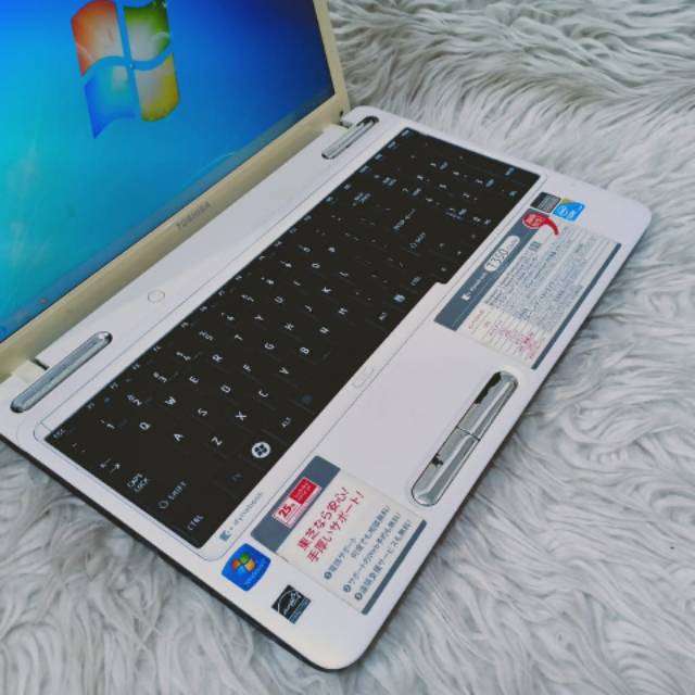 Laptop toshiba dynabook T350