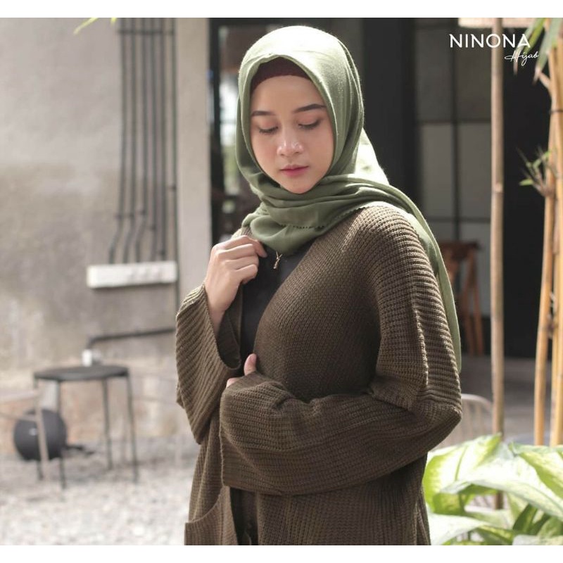 Cardigan Rajut Ninona