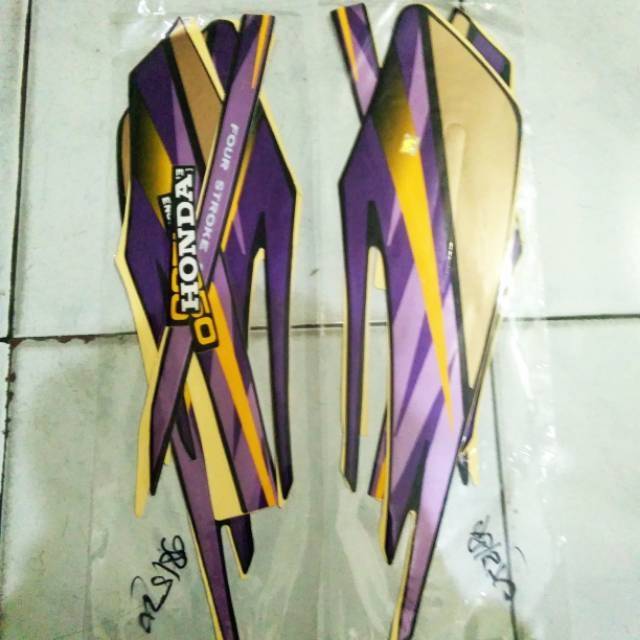 Striping sticker standar honda gl max 1997 ungu gold