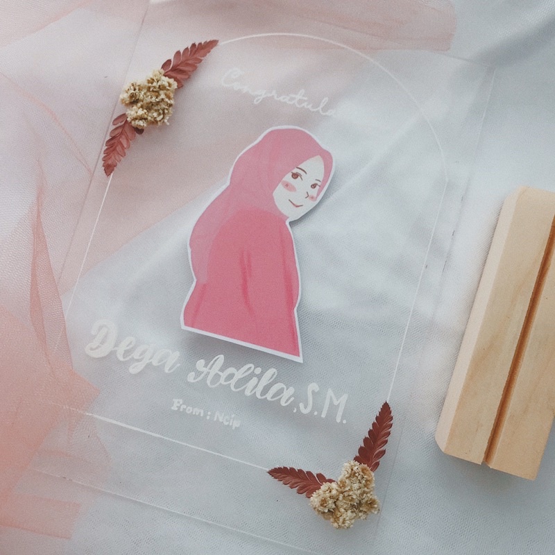 Kado Wisuda/Kado Ultah/kado nikahan/Akrilik Custom/Acrilyc Custom