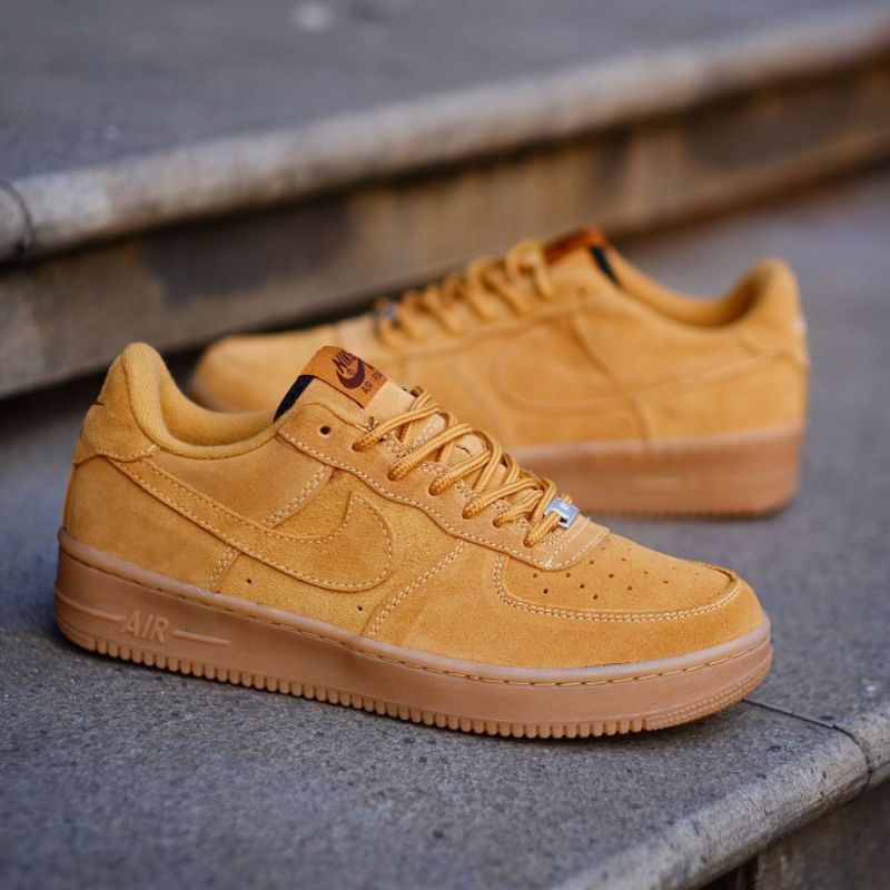 NIKE AIR FORCE 1 LOW FLAX BROWN GUM