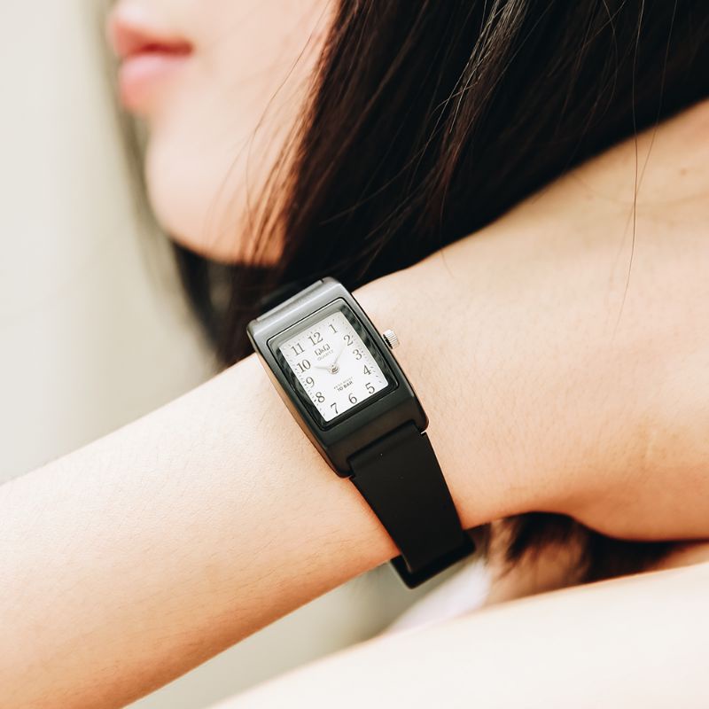 Arloji Jam Tangan Wanita Q&Q QnQ QQ Asli Ori Original VP33 VP33J VP 33