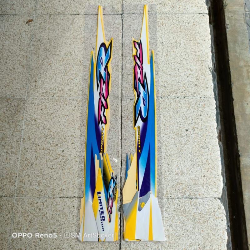 striping fizr le silver kuning / striping fiz r le silver kuning / striping f1z r le silver kuning /