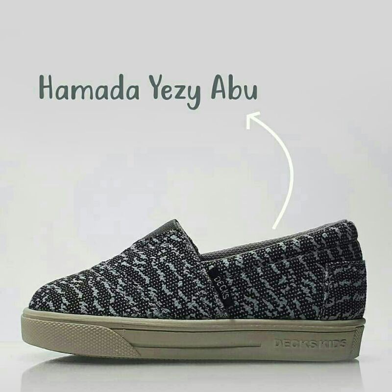 Sepatu Anak Decks Kids Hamada Yezy Abu Casual Original