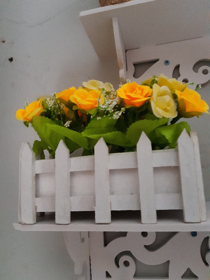 Pot Pagar / Vas Bunga Bentuk Pagar Dengan Busa