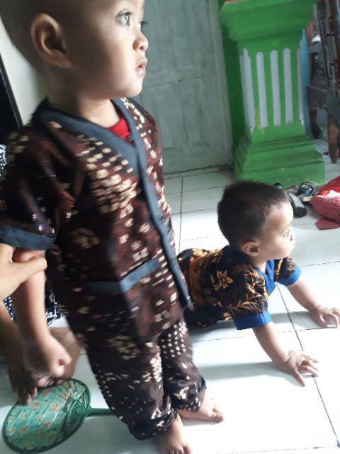 Setelan Batik Anak Untuk Usia 1 Sampai 2 Tahun