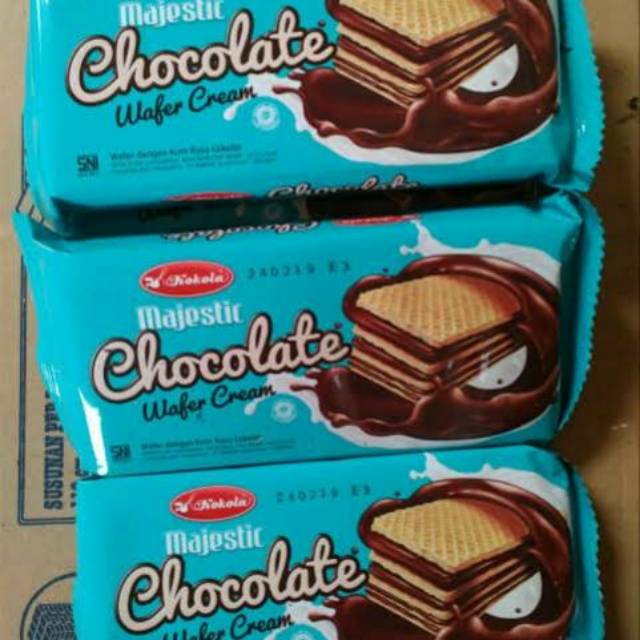 Kokola Majestic Wafer Cream rasa coklat