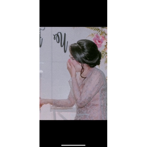 Kabaya Modern / kebaya lamaran / kebaya wisuda / Kebaya Engagement / Bahan Tile (PRELOVED)