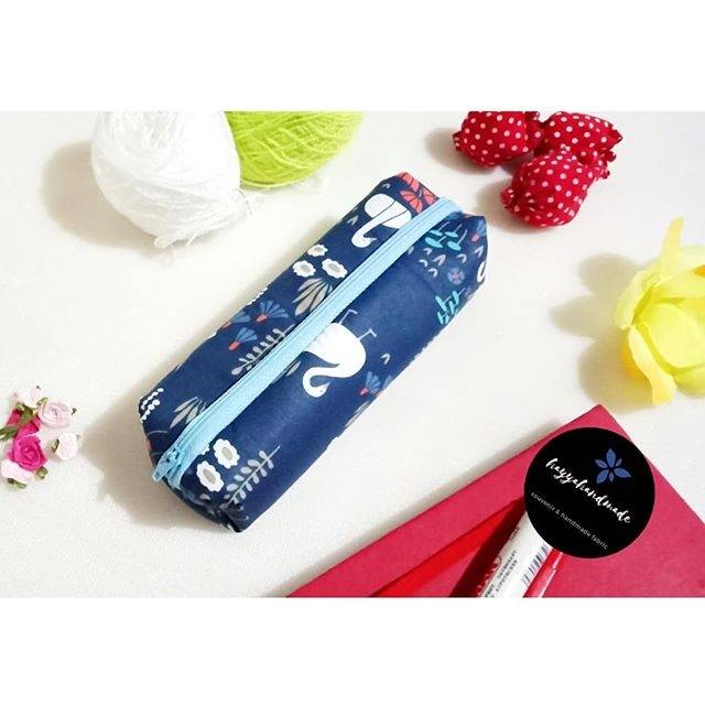 

Kotak Pensil Handmade