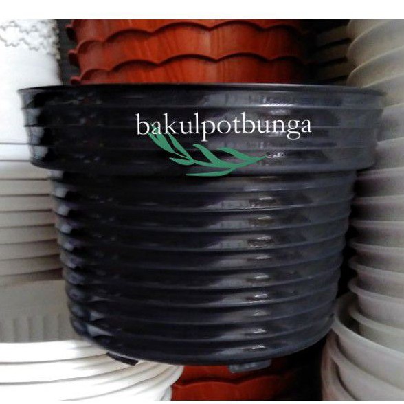 Pot Bunga SL 30 Hitam