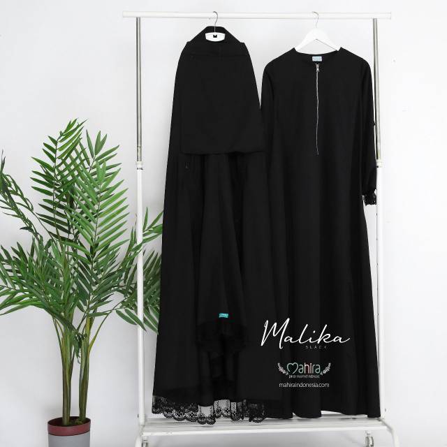 Malika Set by Mahira