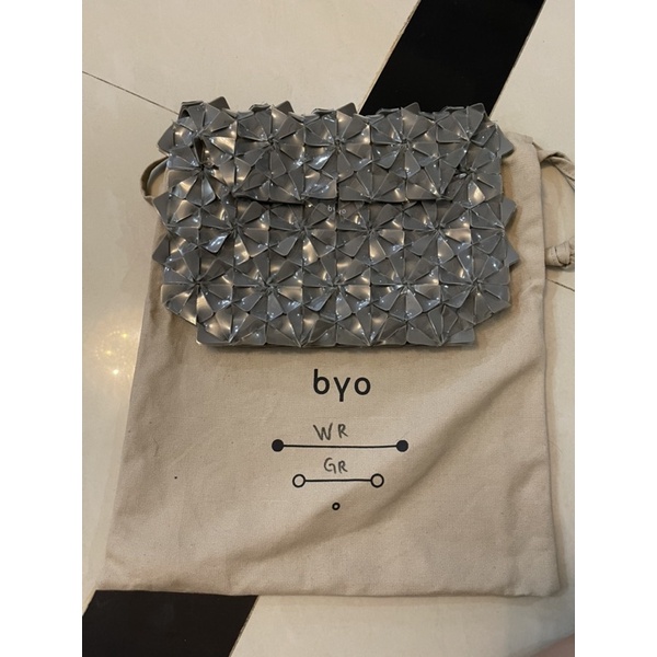 preloved clutch byo ori