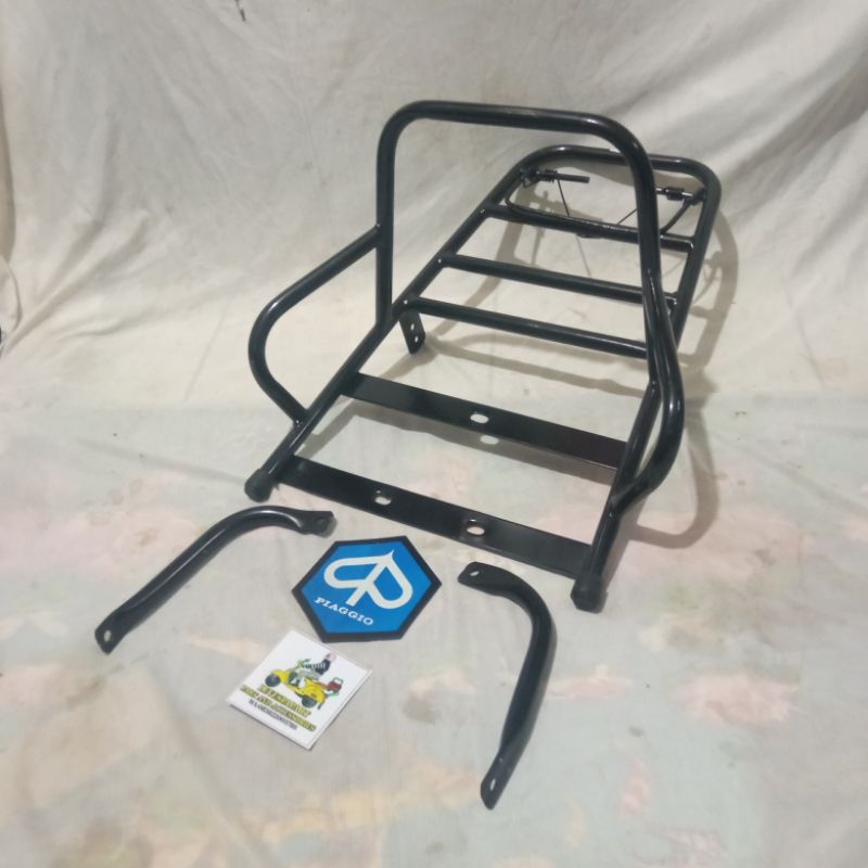 Jual backrack Madrid Hitam Vespa Super Sprint Px Excel Spartan model