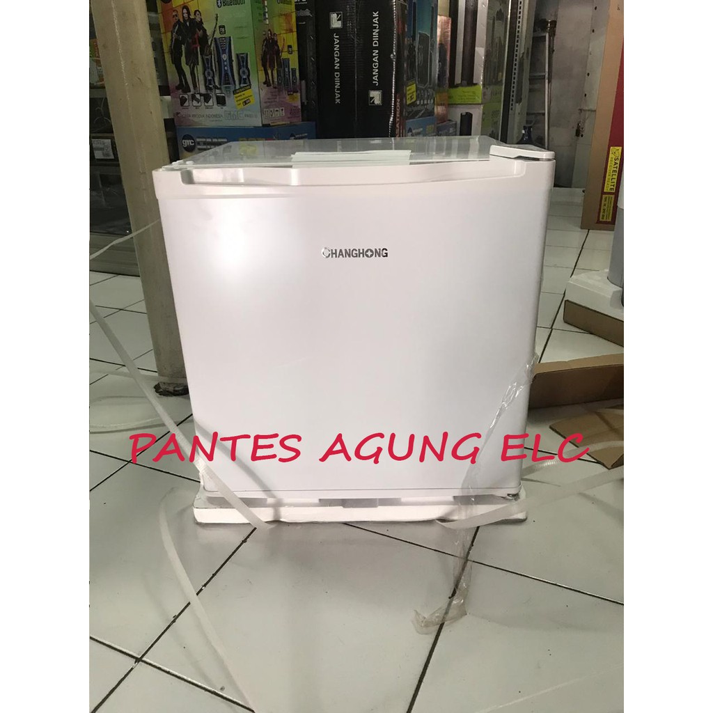 LEMARI ES KULKAS MINI PORTABLE CHANGHONG CBC50