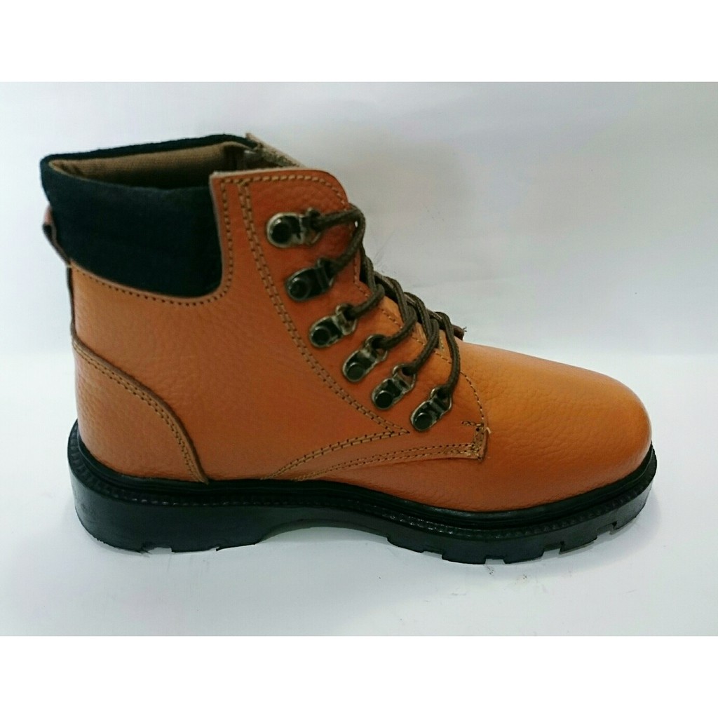 SEPATU BOOT PRIA KULIT ASLI DR 01 MC