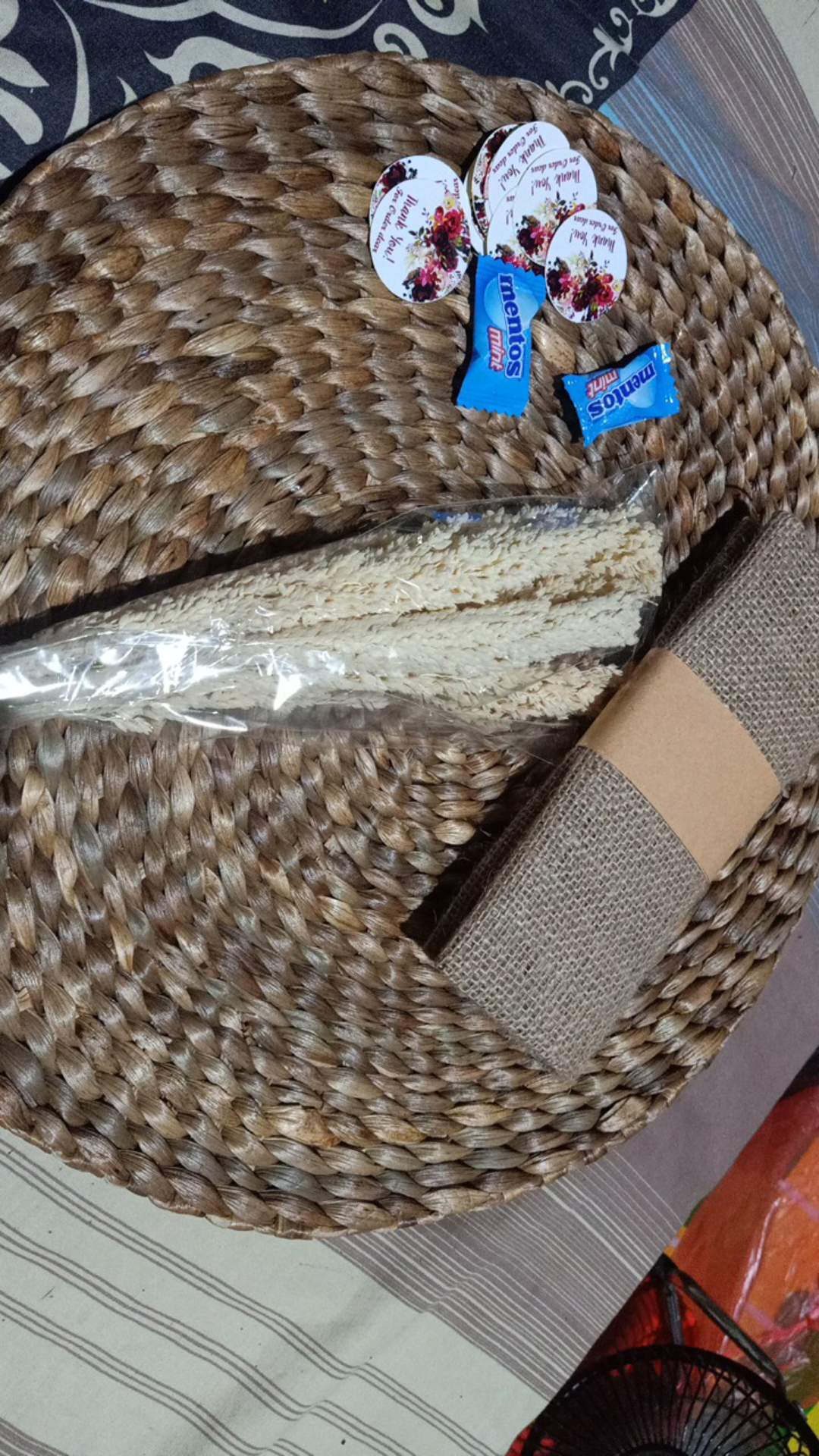 Alas Eceng Gondok | Alas Foto