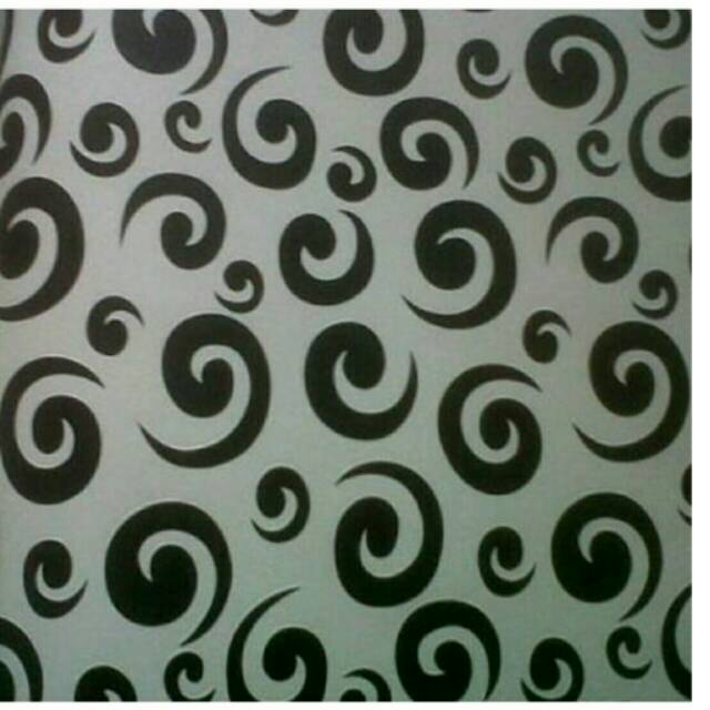 

Roll cat motif