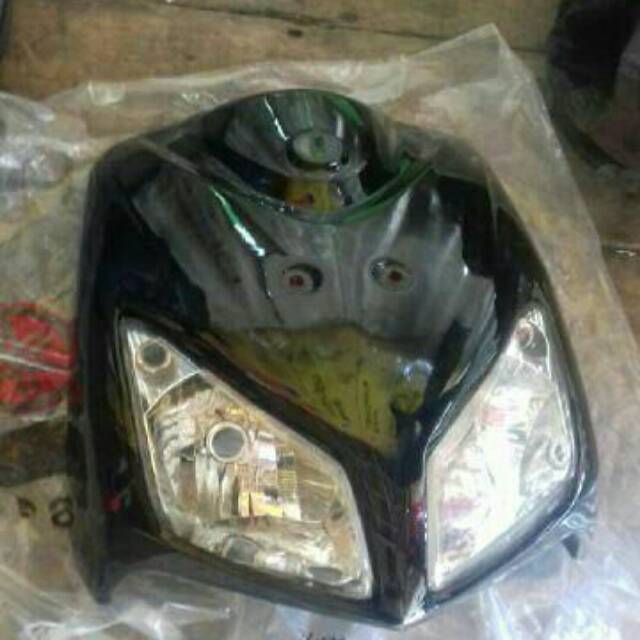 Tameng atau cover body depan mio smile mata 2 custom reflektor vario lama