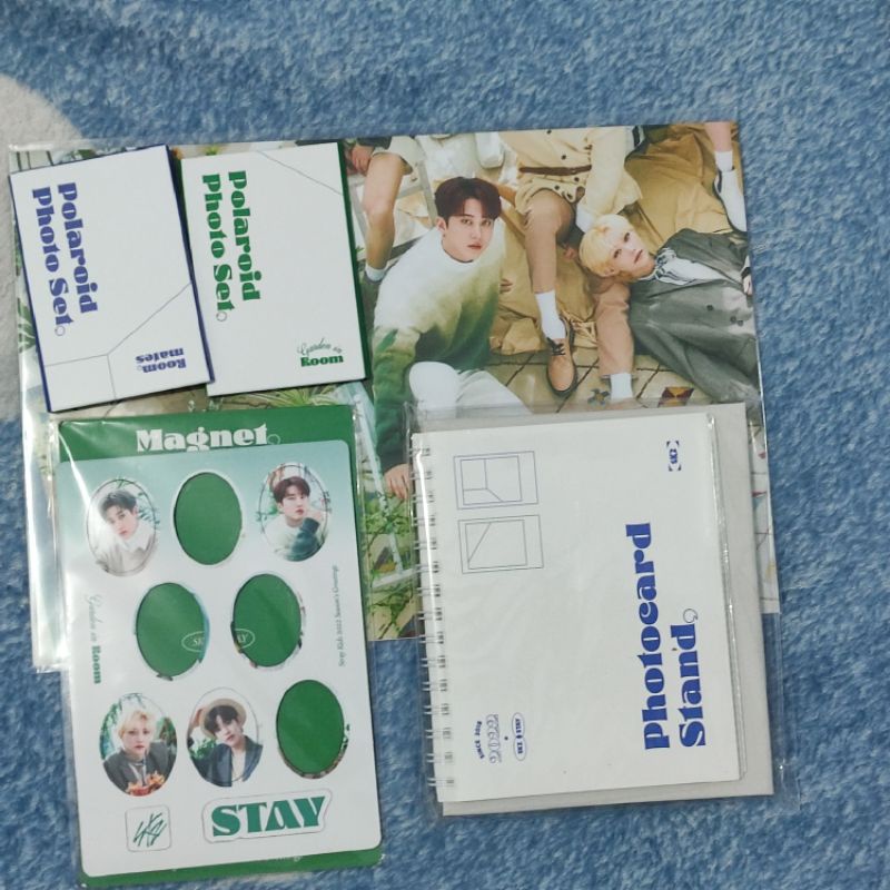 [CLEARANCE SALE] Stray Kids Season Greeting 2022 Bang Chan Felix Seungmin Poster Photocard PC Stand 