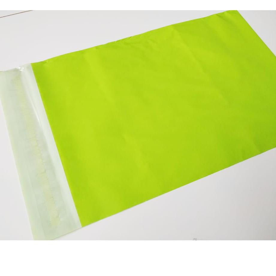 

Hot Sale - POLYMAILER ±100PCS 28x45CM GREEN SEMI GLOSSY PLASTIK POLYMAILER HIJAU .