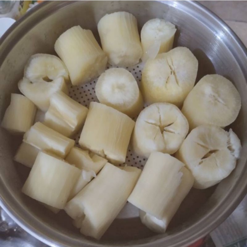 

Singkong Pulen Sudah di kupas 1 kg
