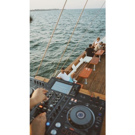 SUNSET TRIP or BRUNCH TRIP