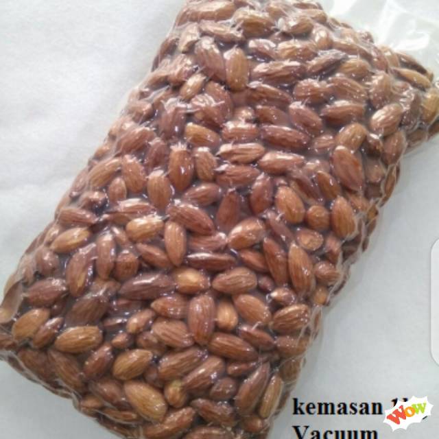 

Kacang Almond Panggang Panggang 1/2 kilogram / 500 gram Siap Makan