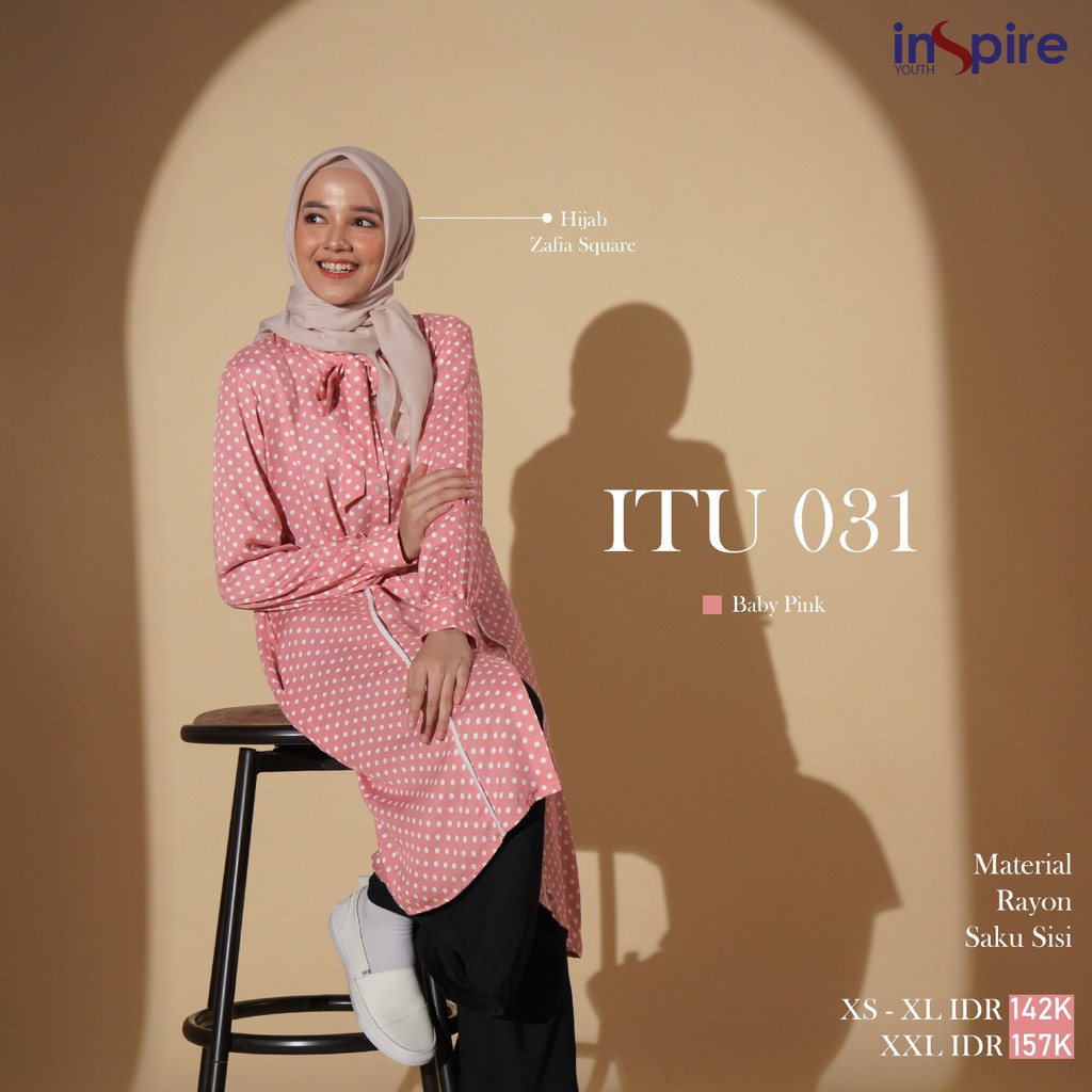 Inspire Tunik ITU 31 Bahan Rayon Baju Atasan Tunik Motif Polkadot Tunik Wanita Muslimah