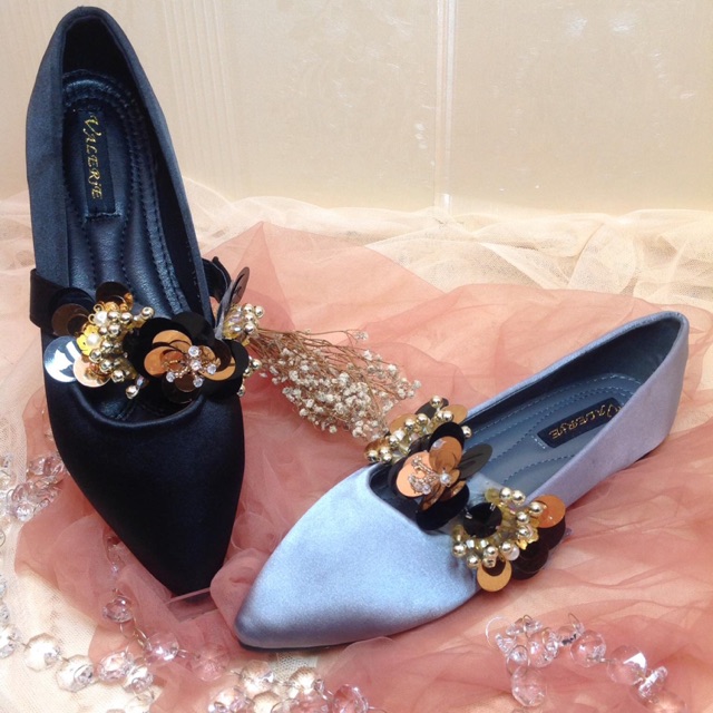 Sepatu by valerie