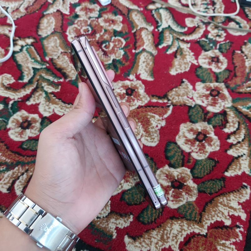 samsung Fold 2 sein 12/256-7