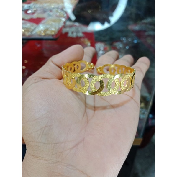 gelang audi emas penang