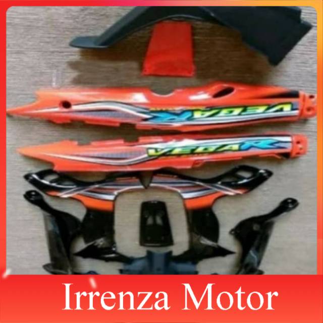 Body Halus Yamaha Vega R lama plus striping