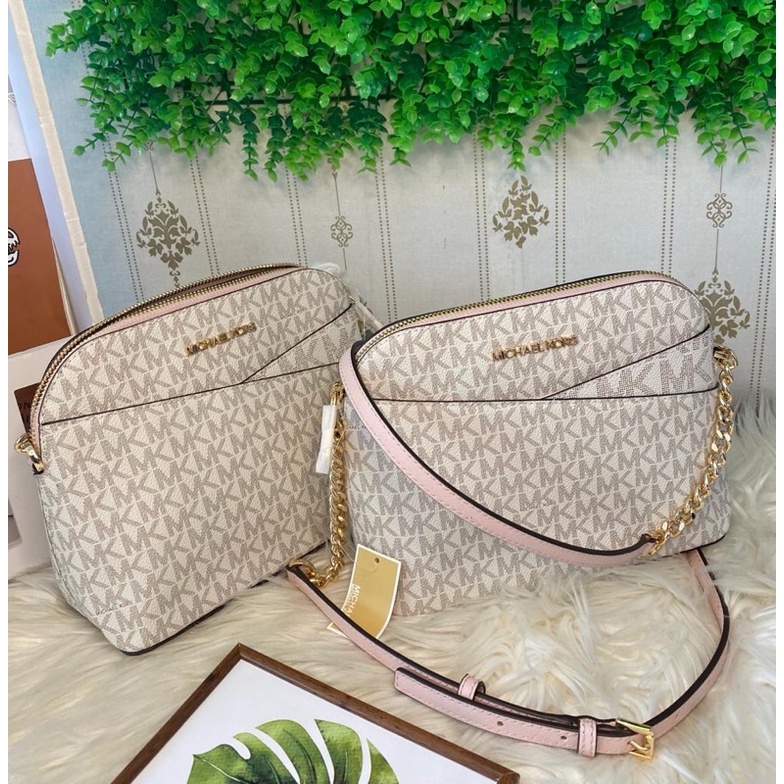 michael kors jet set travel medium dome