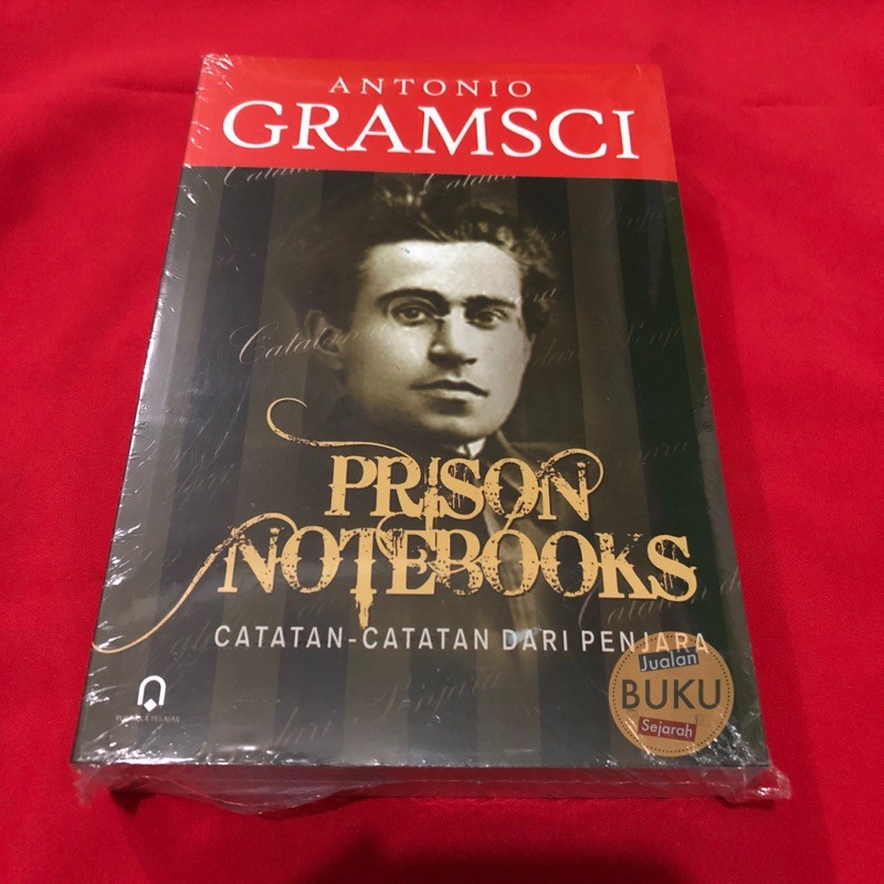 

PRISON NOTEBOOKS (ORIGINAL) - CATATAN-CATATAN DARI PENJARA - ANTONIO GRAMSCI