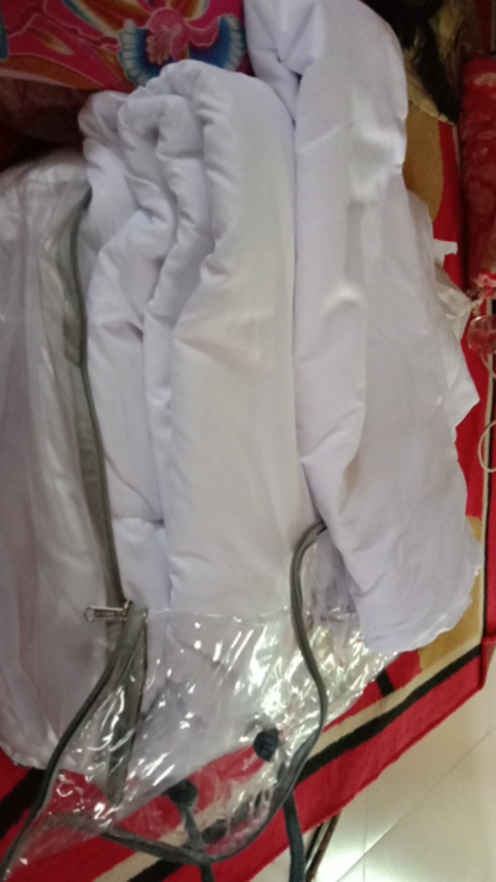 Bed Cover Set Polos Embos  Putih Katun Star Uk.180x200/160x200