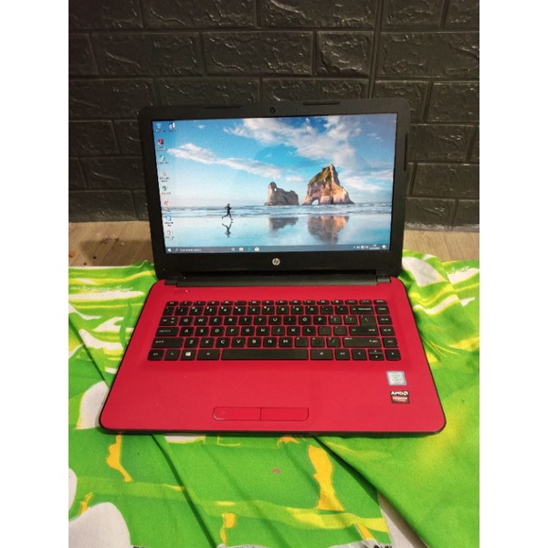 laptop HP 14 i5 6200u 8gb Radeon R5 M330 dual vga Ram 8gb seken second bekas