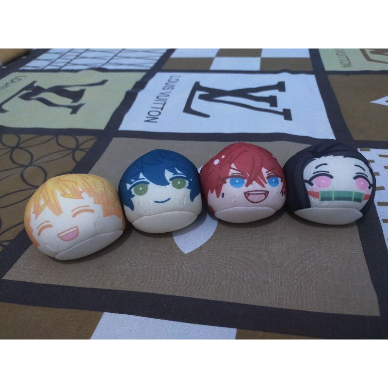 Kimetsu no Yaiba dan Ensemble Stars Omanjuu