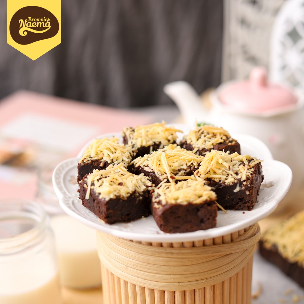 

FUDGY BROWNIES CHEESY LOVERS 20x10cm | browniesnaema
