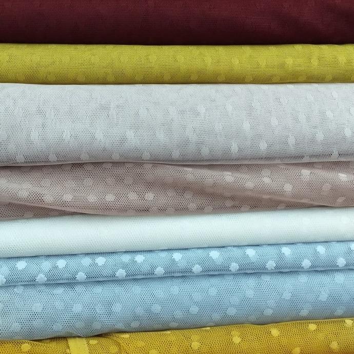 kain dan bahan tile polkadot