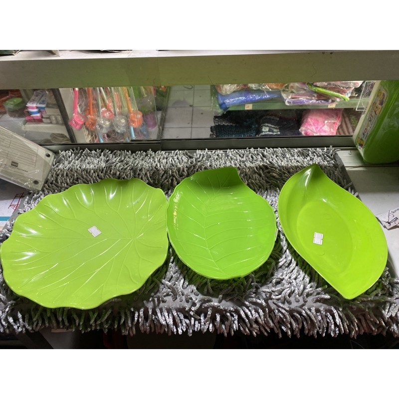 Piring daun plastik - Piring saji model daun - Piring lauk daun MEGA STORE