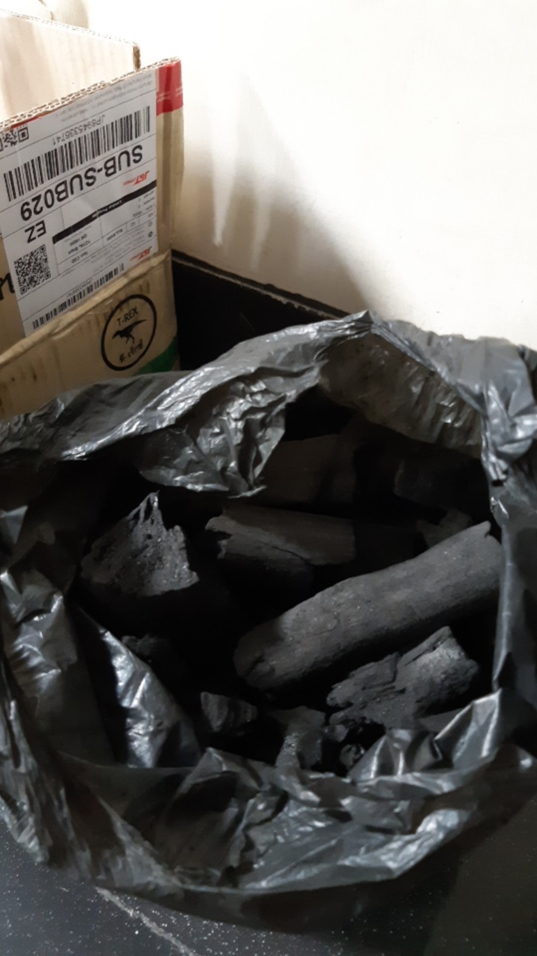 Arang Kayu Murah Atau Arang Kayu Media Tanam (1 Kg)